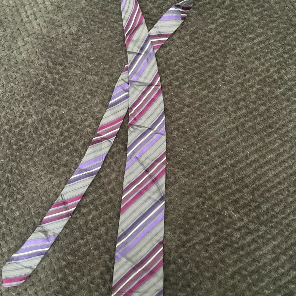 Kenneth Cole Reaction Purple and Gray Striped Necktie
